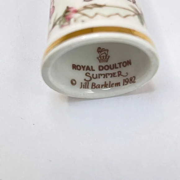 Royal Doulton Thimble Lot 4 Brambly Spring Summer Autumn Winter Jill Bakem - Picture 8 of 10